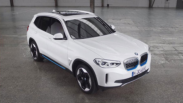BMW iX3