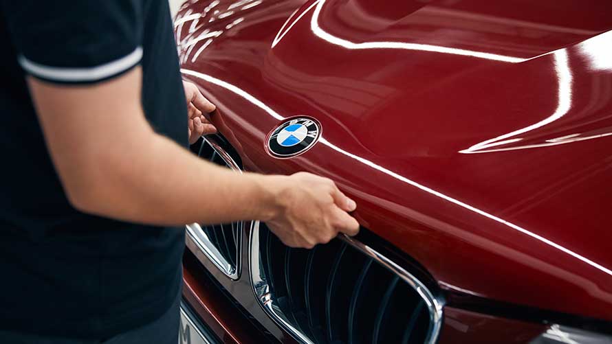 Demonstracyjne samochody BMW.